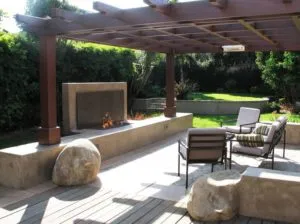 Pergola Fire Pit Source: LandscapingNetwork