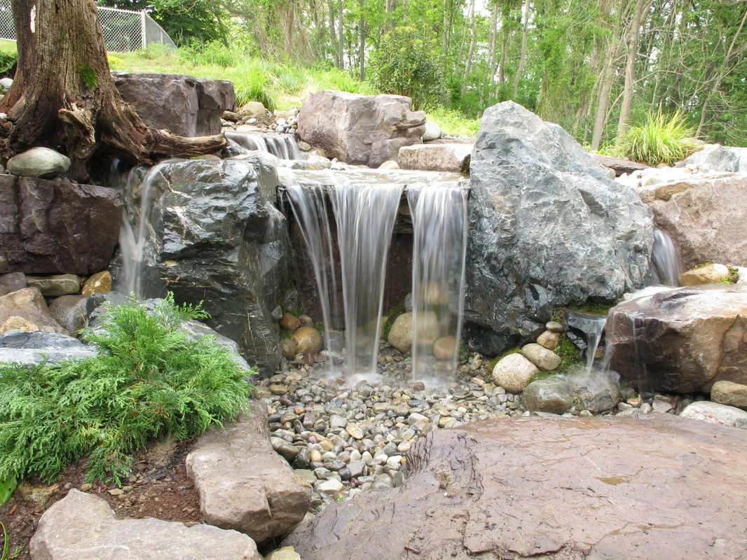 Pretty Fountain by Tree Roots Source: BLJ Aquascapes
