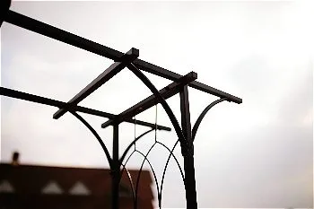 Go Steel Garden Arch Detail