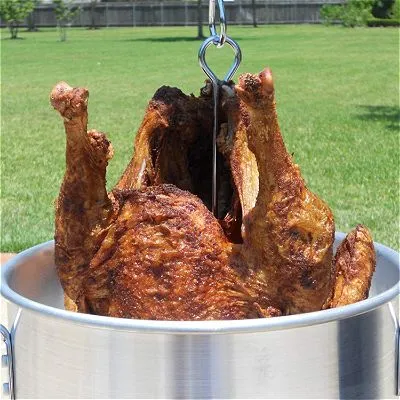 Turkey Frying in the King Kooker 1265BF3